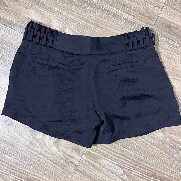 BCBG Maxazria black faux silk shorts sz 6 - Picture 7 of 9
